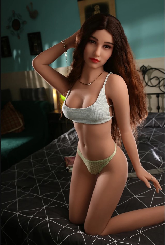 Sexpuppe Amira | Premium Sexdoll auf Lager